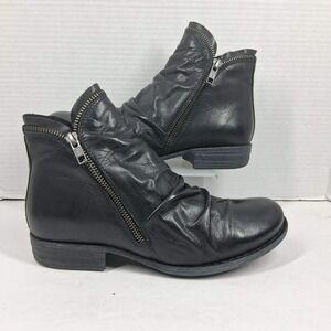 Miz Mooz 13286 Black Leather Ruched Dual Zip Ankle Boots Made in Portugal Size 8